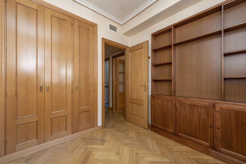 Built In Wardrobe Installation in Charlotte, NC